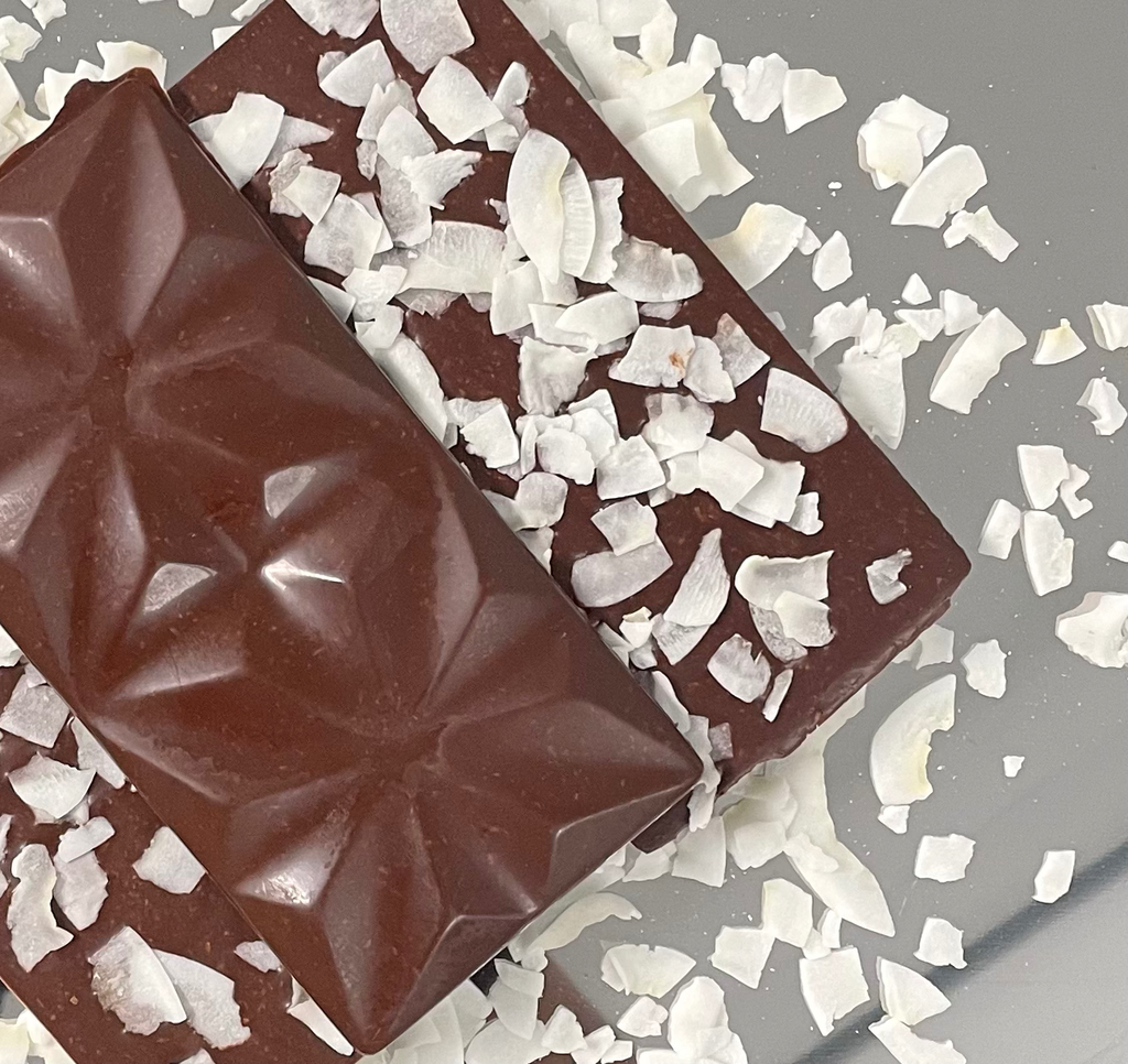 Plaque de chocolat noir - noix de coco